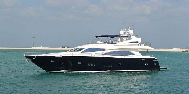 Dubai Yacht Charter